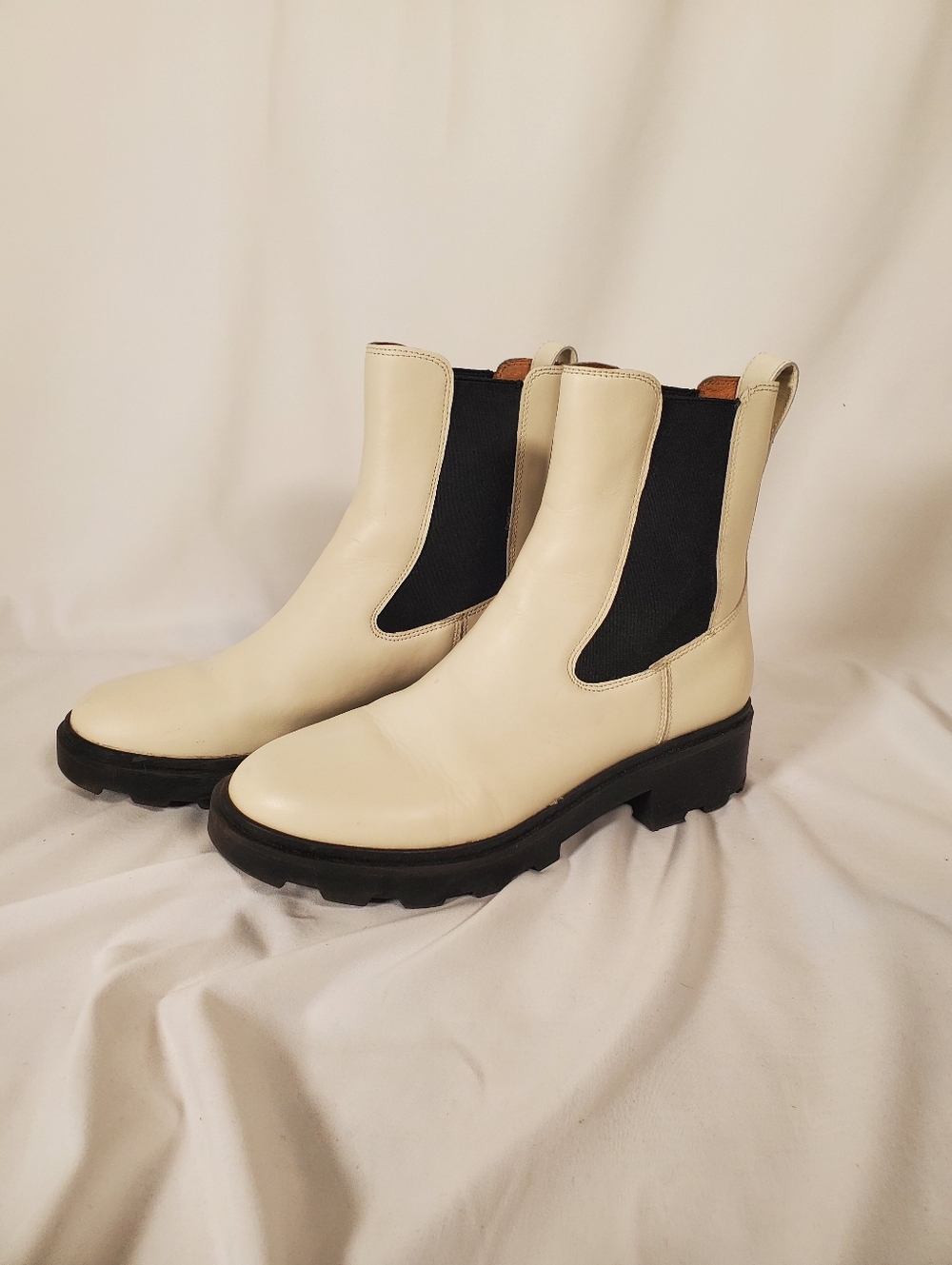 Madewell Lugsole Chelsea Boots